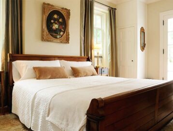 French Room - Bed and Breakfast CT